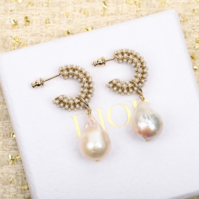 chr1st1an D10r earrings